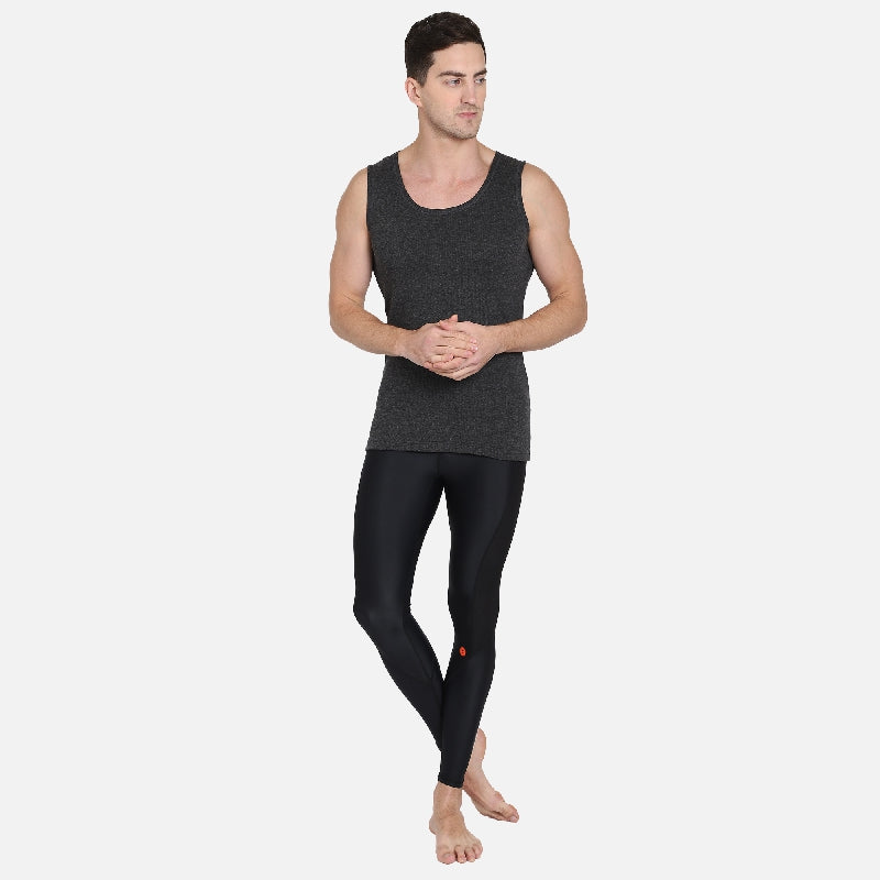 DYCA Thermal Men Top Round Neck Sleeveless Solid