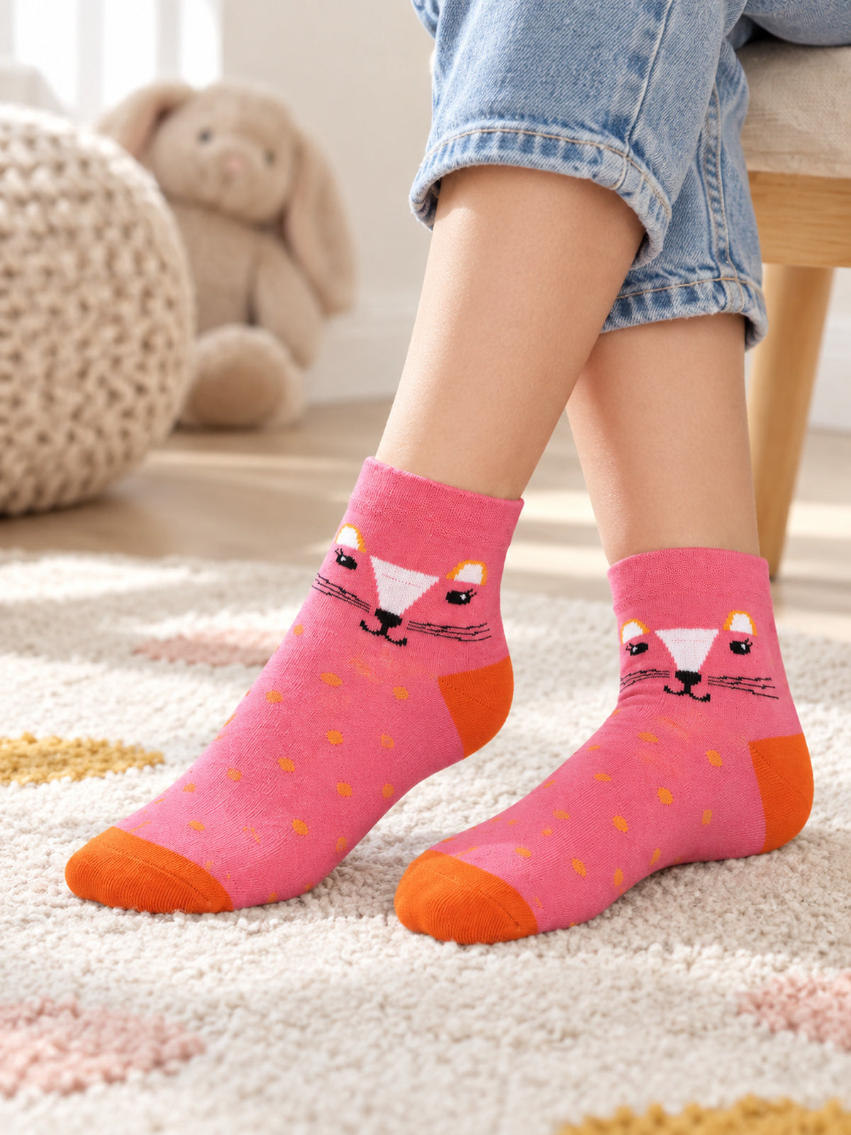 SX-A21048-PK016-17-18-19 Lifestyle image