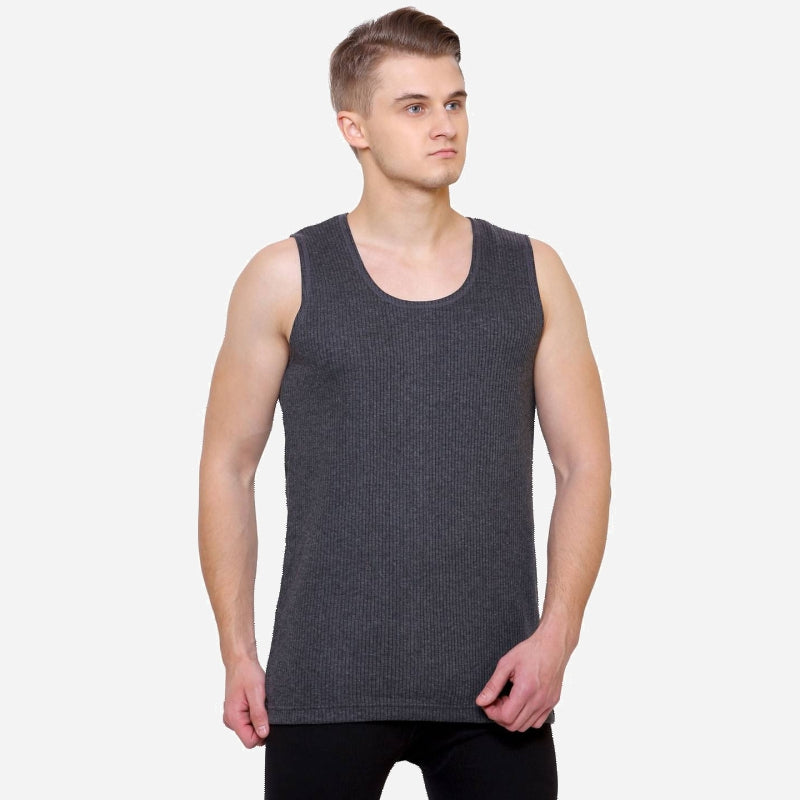 Quilt Bodycare Antibacterial Thermal Men Top Round Neck Sleeveless Solid