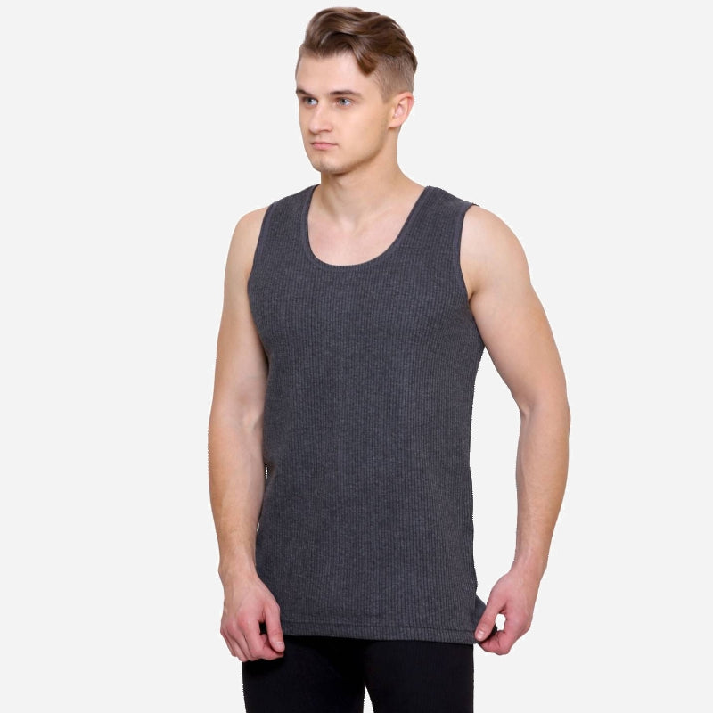 Quilt Bodycare Antibacterial Thermal Men Top Round Neck Sleeveless Solid