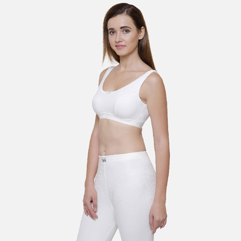 Quilt Bodycare Antibacterial Thermal Women Top Round Neck Sleeveless Solid