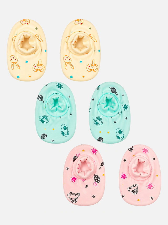 Baby Booties for Everyday Baby Care, Gentle Foot Coverage and Regular Wardrobe Essentials - Pack of 3