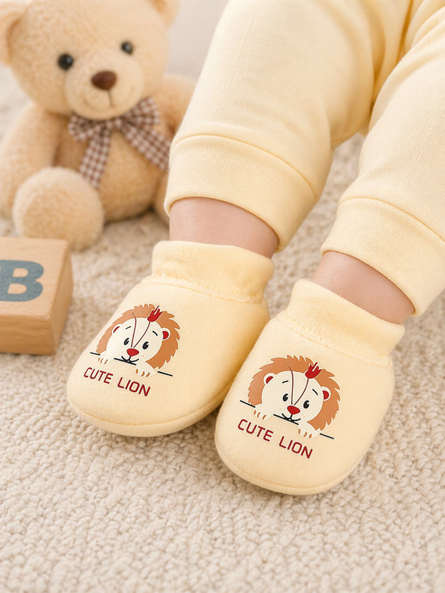 Baby Booties for Regular Baby Care, Gentle Foot Coverage and Everyday Wardrobe Essentials - Pack of 3