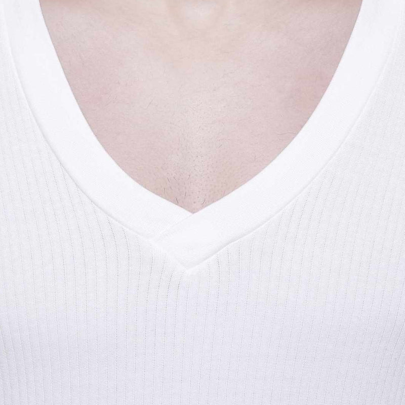 Quilt Bodycare Antibacterial Thermal Men Top V Neck Full Sleeves Solid